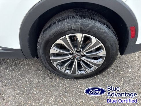 Used 2024 Buick Envision Preferred image 11