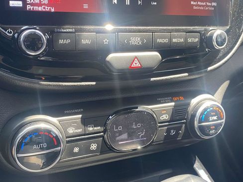 Used 2024 Kia Soul GT-Line FWD image 55