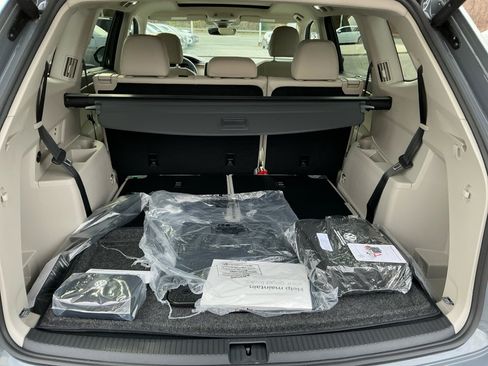 New 2026 Volkswagen Atlas SE image 14