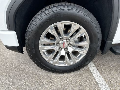 Used 2024 GMC Sierra 1500 Denali w/ Technology Package image 18