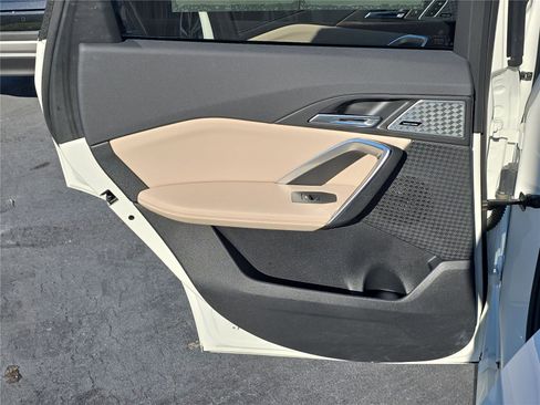 Used 2024 BMW X1 M35i w/ Premium Package image 10