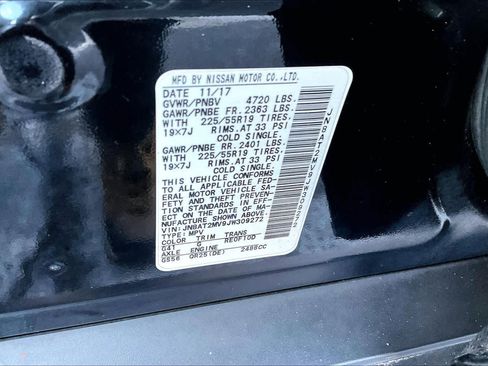 Used 2018 Nissan Rogue SL w/ Premium Package image 34