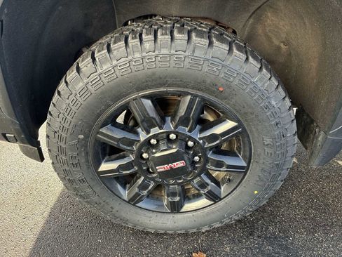 Used 2024 GMC Sierra 2500 AT4 w/ Max Trailering Package image 34