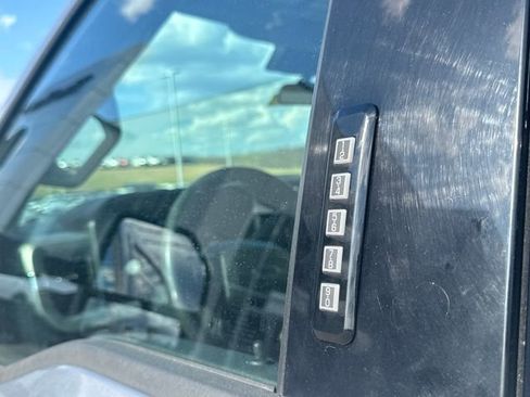 Used 2024 Ford F250 XLT image 16
