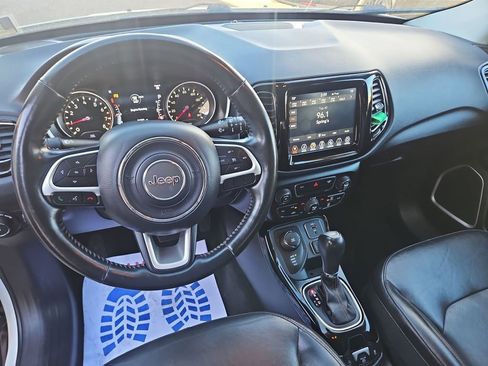 Used 2019 Jeep Compass Limited image 12