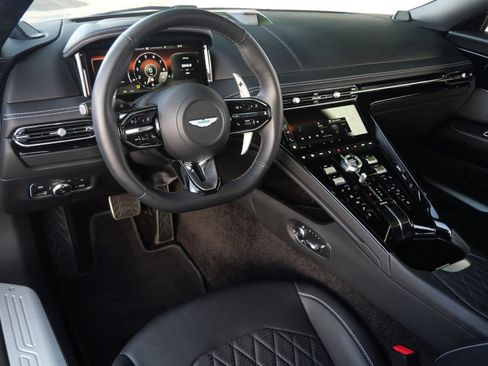 Used 2024 Aston Martin DB12 Coupe RWD image 3