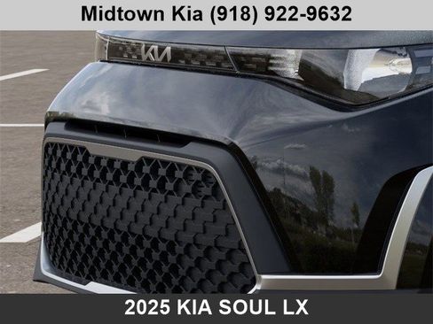 New 2025 Kia Soul LX image 12