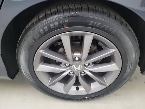 Used 2020 Honda Civic EX image 31