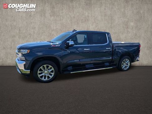 Used 2022 Chevrolet Silverado 1500 LTZ AWD/4WD image 5