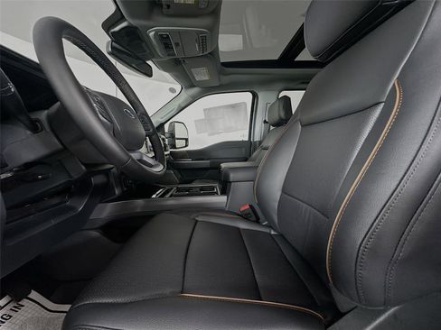 New 2026 Ford F250 Lariat w/ Black Appearance Package image 11