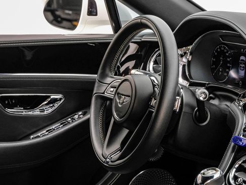 Used 2020 Bentley Continental GT AWD/4WD image 17