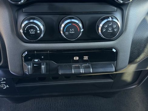 Used 2024 RAM 3500 Big Horn image 21