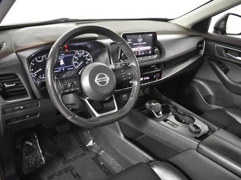 Used 2021 Nissan Rogue SV w/ Premium Package AWD/4WD image 13