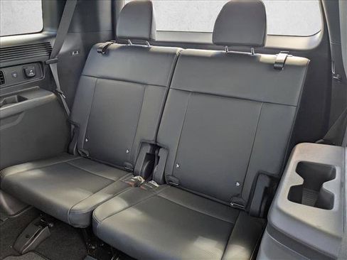 Used 2025 Hyundai Santa Fe Calligraphy w/ Tow & Go Package image 19