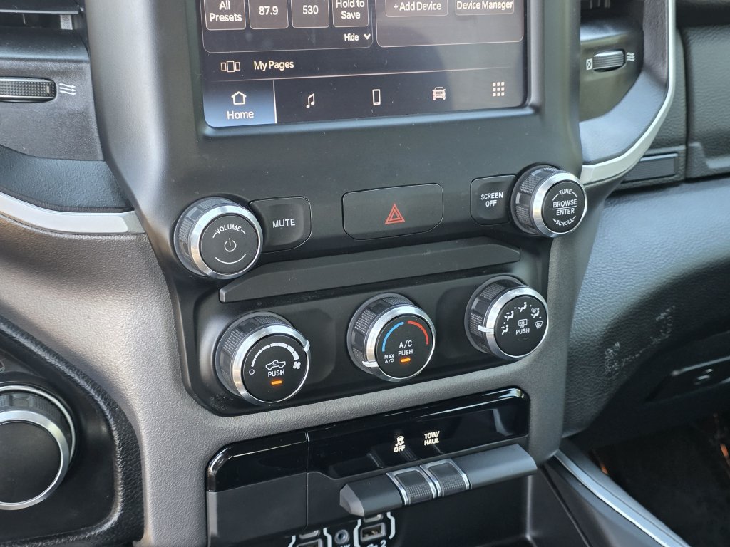 Used 2022 RAM 1500 Big Horn AWD/4WD image 18