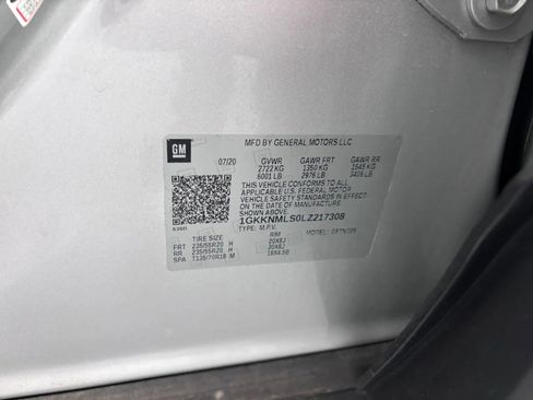 Used 2020 GMC Acadia SLT w/ Driver Alert Package II FWD image 54