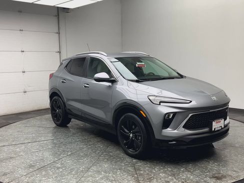 Certified 2024 Buick Encore GX Sport Touring w/ Advanced Technology Package image 30