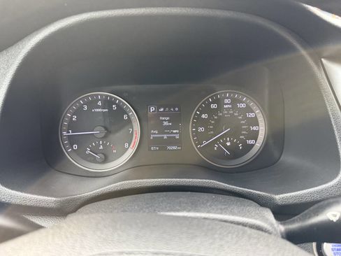 Used 2017 Hyundai Tucson Sport image 15