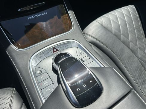 Used 2016 Mercedes-Benz Maybach S 600 image 24