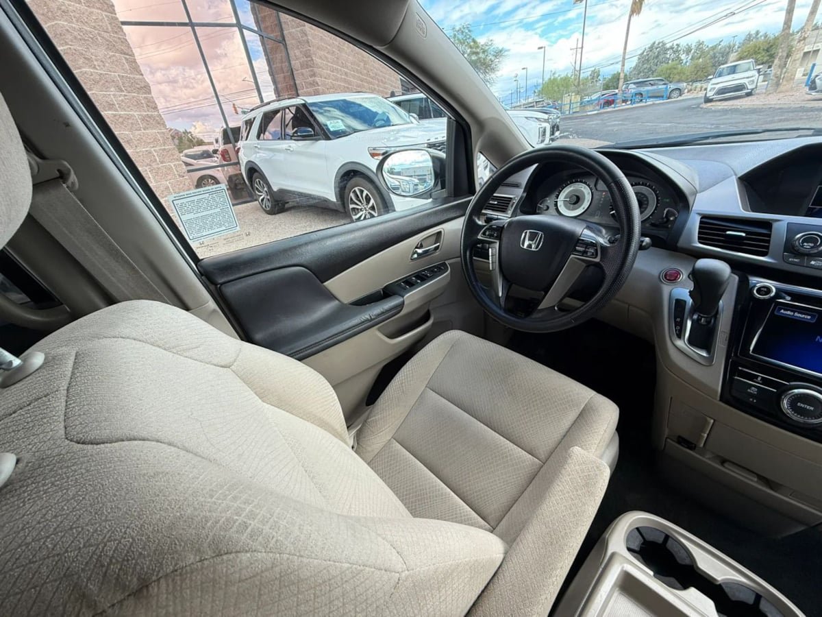 Used 2016 Honda Odyssey EX image 46