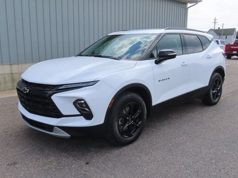Used 2025 Chevrolet Blazer LT w/ Midnight/Sport Edition AWD/4WD image 6
