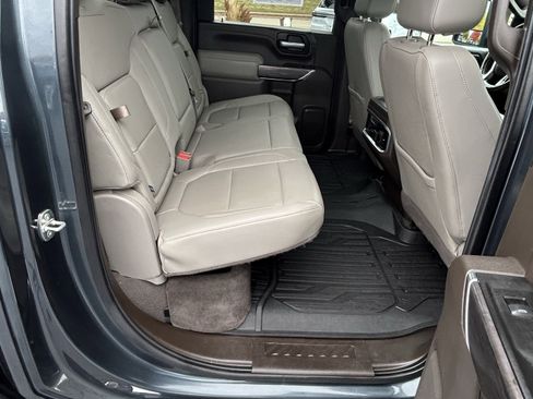 Used 2020 Chevrolet Silverado 2500 LTZ w/ LTZ Plus Package image 28