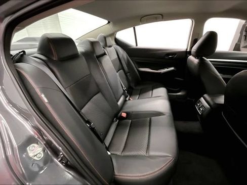 New 2026 Nissan Altima 2.5 SR FWD image 35