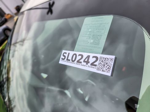 Certified 2025 Subaru Outback Premium w/ Popular Package #1A image 26