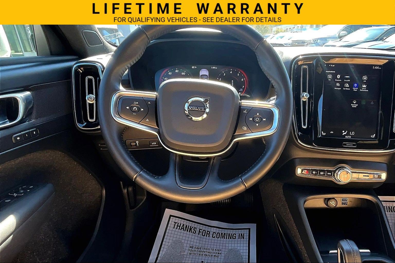 Used 2020 Volvo XC40 T5 Momentum AWD/4WD image 5