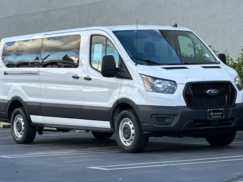 Used 2021 Ford Transit 350 XL image 5