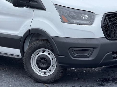 New 2025 Ford Transit 250 148 Medium Roof image 3