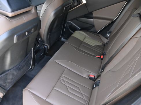 Used 2025 BMW X3 xDrive30i w/ Premium Package AWD/4WD image 13