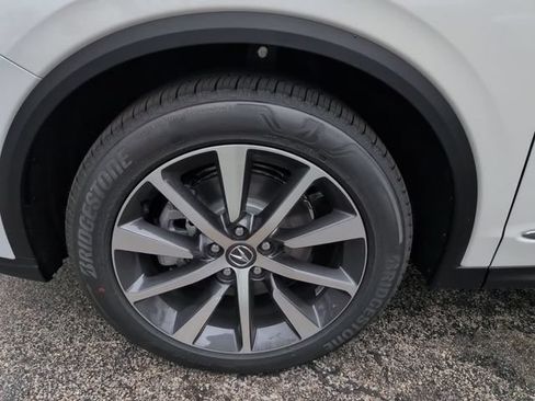 Used 2026 Acura MDX SH-AWD w/ Technology Package image 10