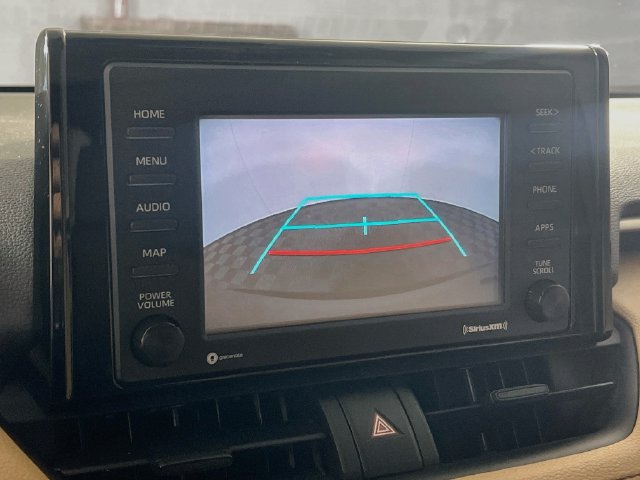 Used 2022 Toyota RAV4 XLE AWD/4WD image 22