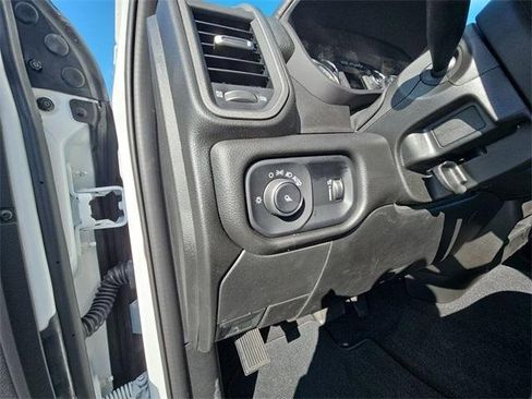 New 2024 RAM 3500 Tradesman w/ Chrome Appearance Group image 18