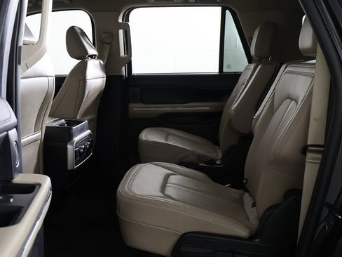 Used 2024 Ford Expedition Max Limited image 35