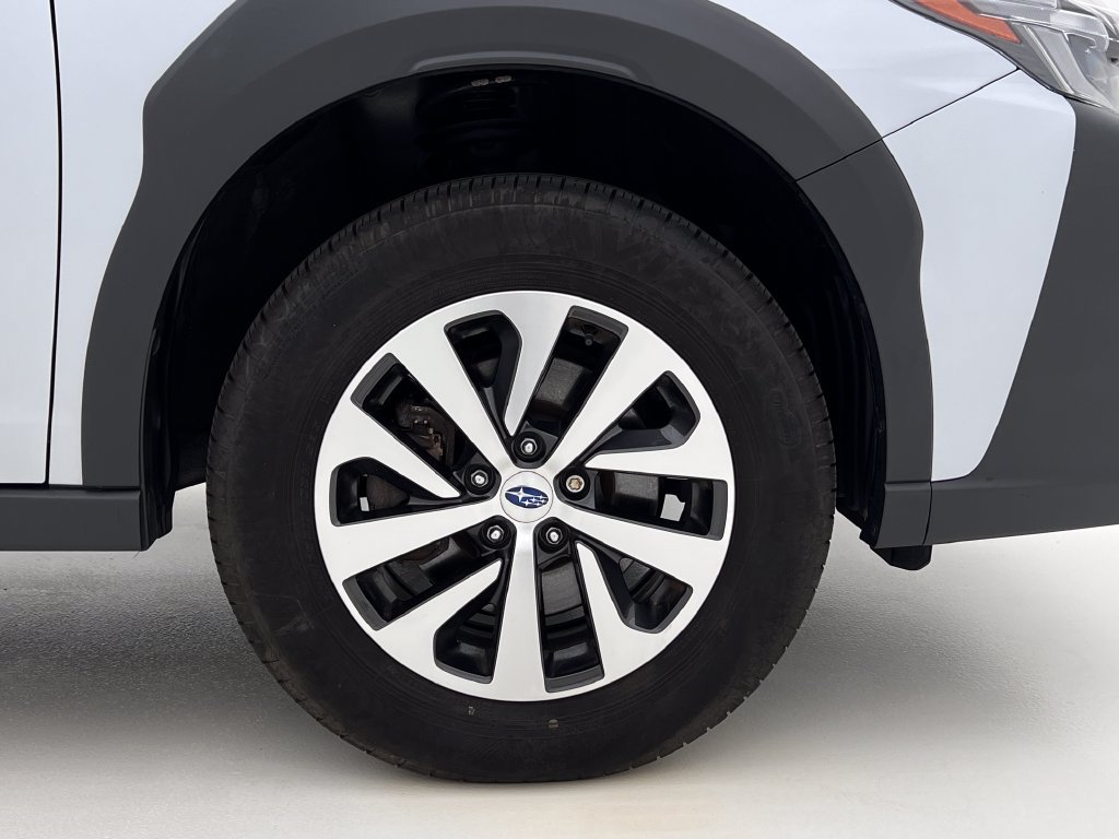 Used 2025 Subaru Outback Premium w/ Popular Package #1A AWD/4WD image 28