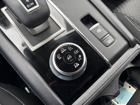 Used 2023 Mitsubishi Outlander ES image 21