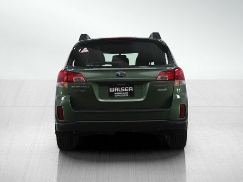 Used 2013 Subaru Outback 2.5i Premium image 4