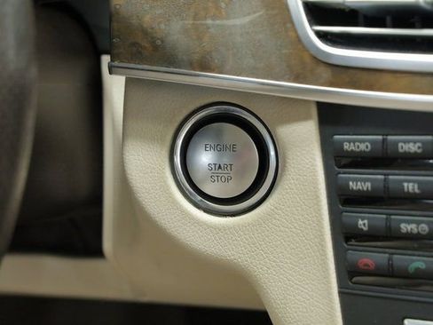 Used 2015 Mercedes-Benz E 350 Sedan image 20