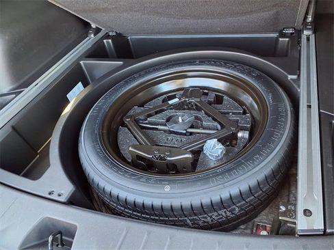 Used 2019 Chevrolet Blazer RS image 29