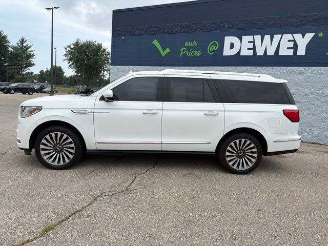 Used 2020 Lincoln Navigator L Reserve w/ Equipment Group 208A Reserve AWD/4WD image 2