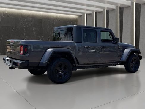 Used 2021 Jeep Gladiator Sport AWD/4WD image 6