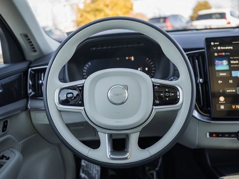 New 2026 Volvo XC90 B6 Ultra w/ Protection Package Premier image 29