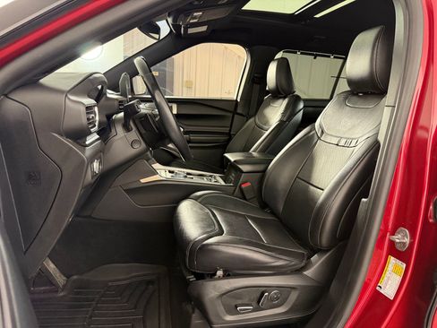 Used 2020 Ford Explorer ST w/ Premium Technology Package image 5