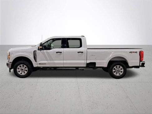 Used 2024 Ford F350 XLT image 15