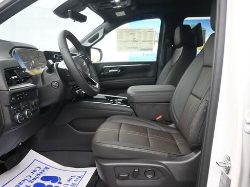 New 2025 Chevrolet Suburban High Country image 16