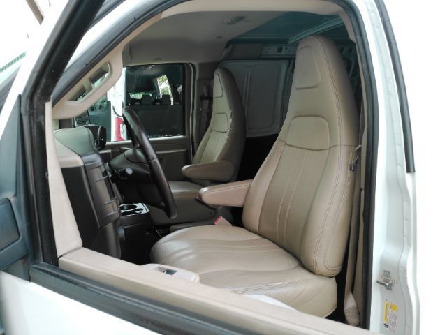 Used 2020 Chevrolet Express 2500 w/ Driver Convenience Package RWD image 18