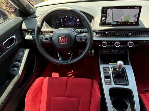 Used 2025 Honda Civic Type R image 19