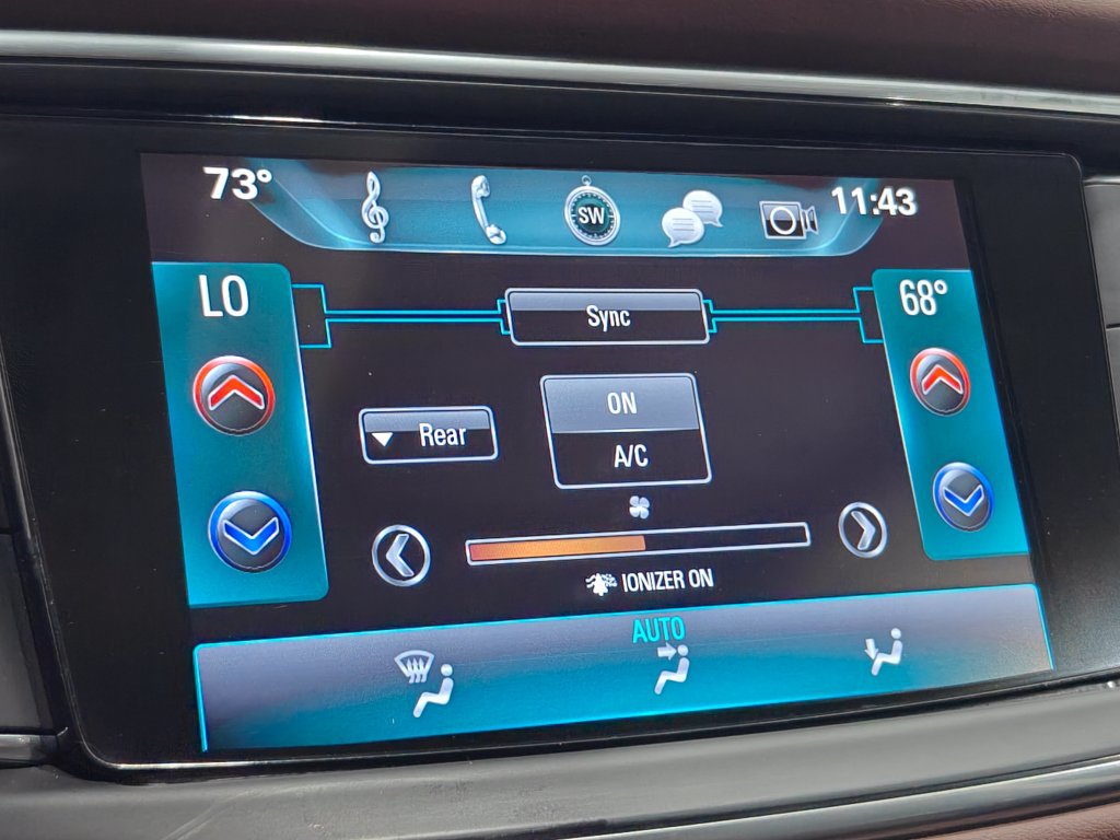 Used 2018 Buick Enclave Avenir w/ Avenir Technology Package AWD/4WD image 43